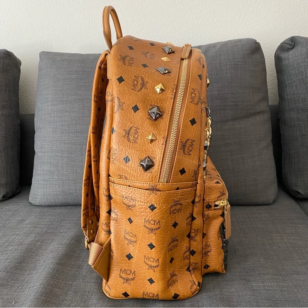 MCM large studded backpack classic style - Picture 5 of 11